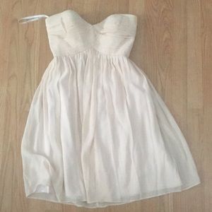 Donna Morgan strapless dress in Chantilly size 6